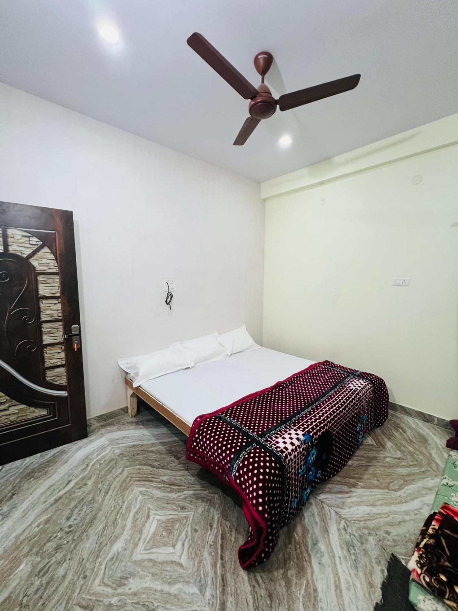 Annapurna Homestays Варанаси Екстериор снимка